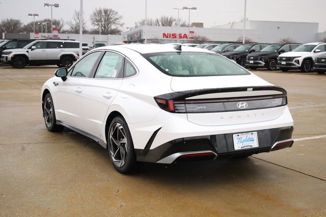 New 2026 Hyundai Sonata SEL FWD image 6