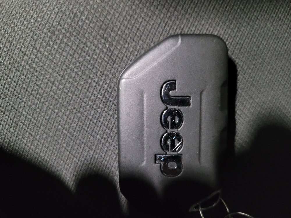 Used 2022 Jeep Wrangler Sport image 32