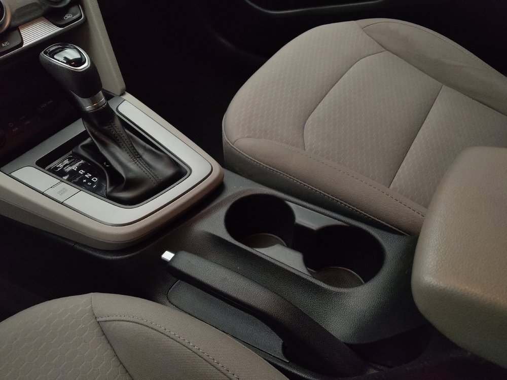Used 2019 Hyundai Elantra SEL image 26
