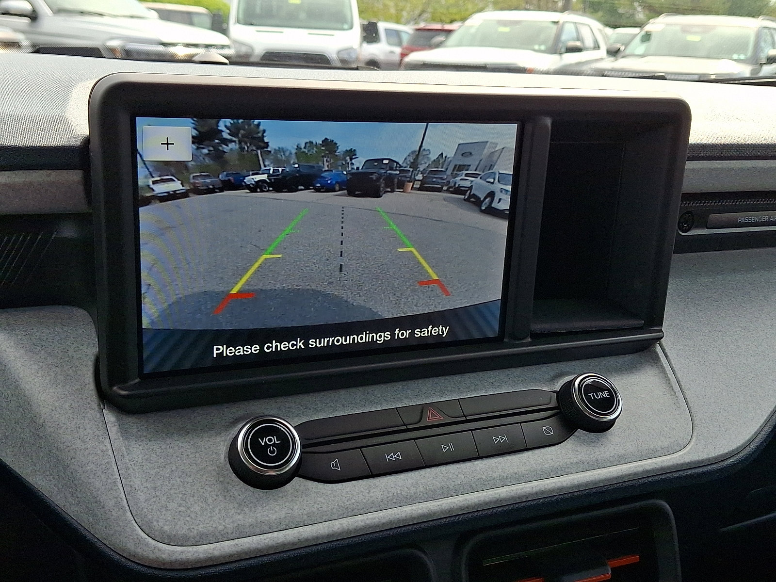 Certified 2024 Ford Maverick XLT w/ XLT Luxury Package image 21