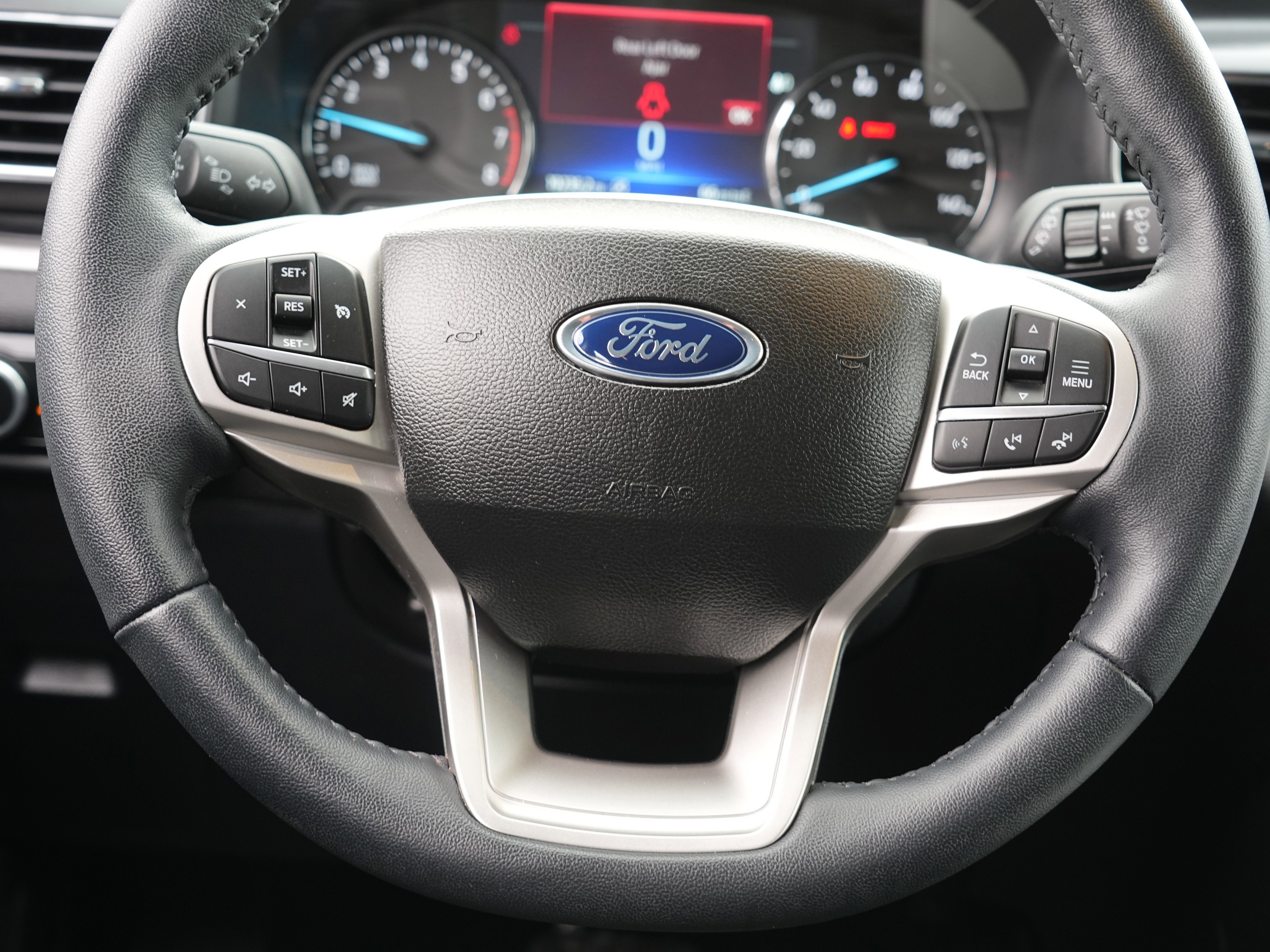 Used 2023 Ford Explorer XLT w/ Equipment Group 202A image 24