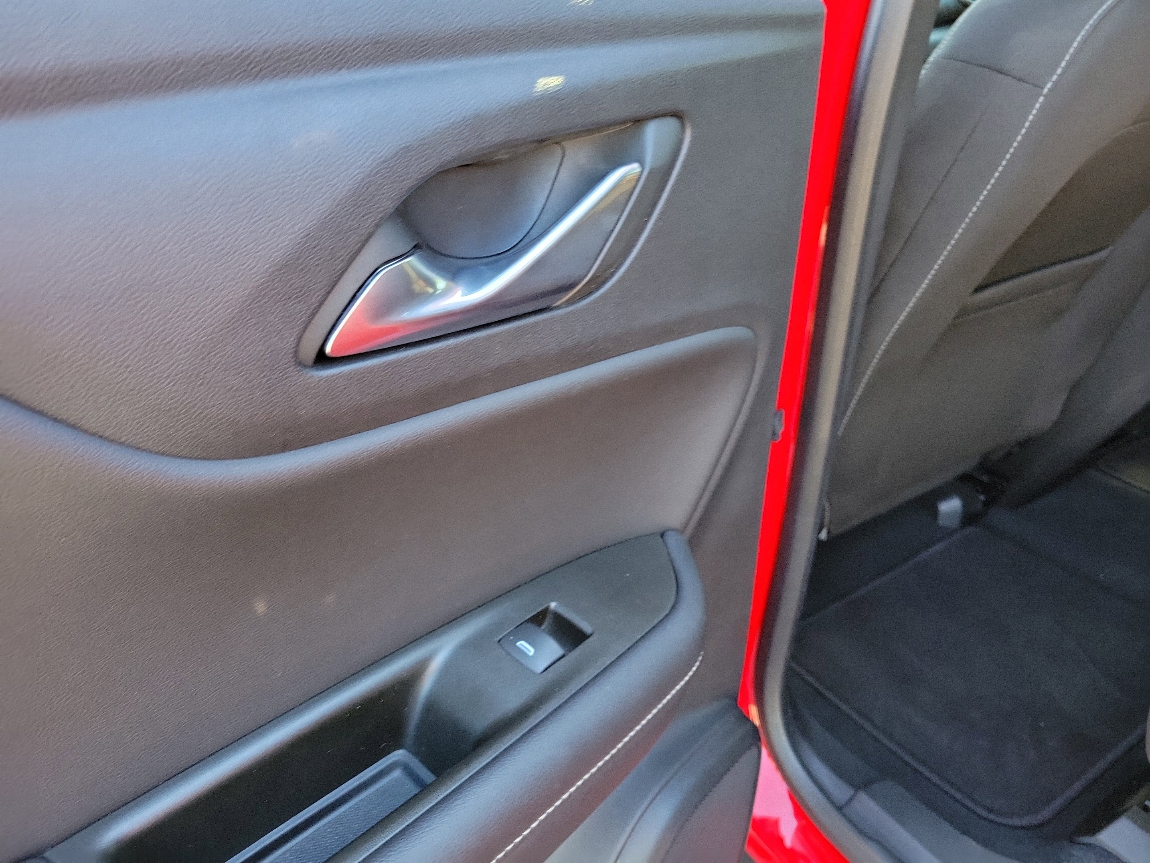 Used 2023 Chevrolet Blazer LT image 13