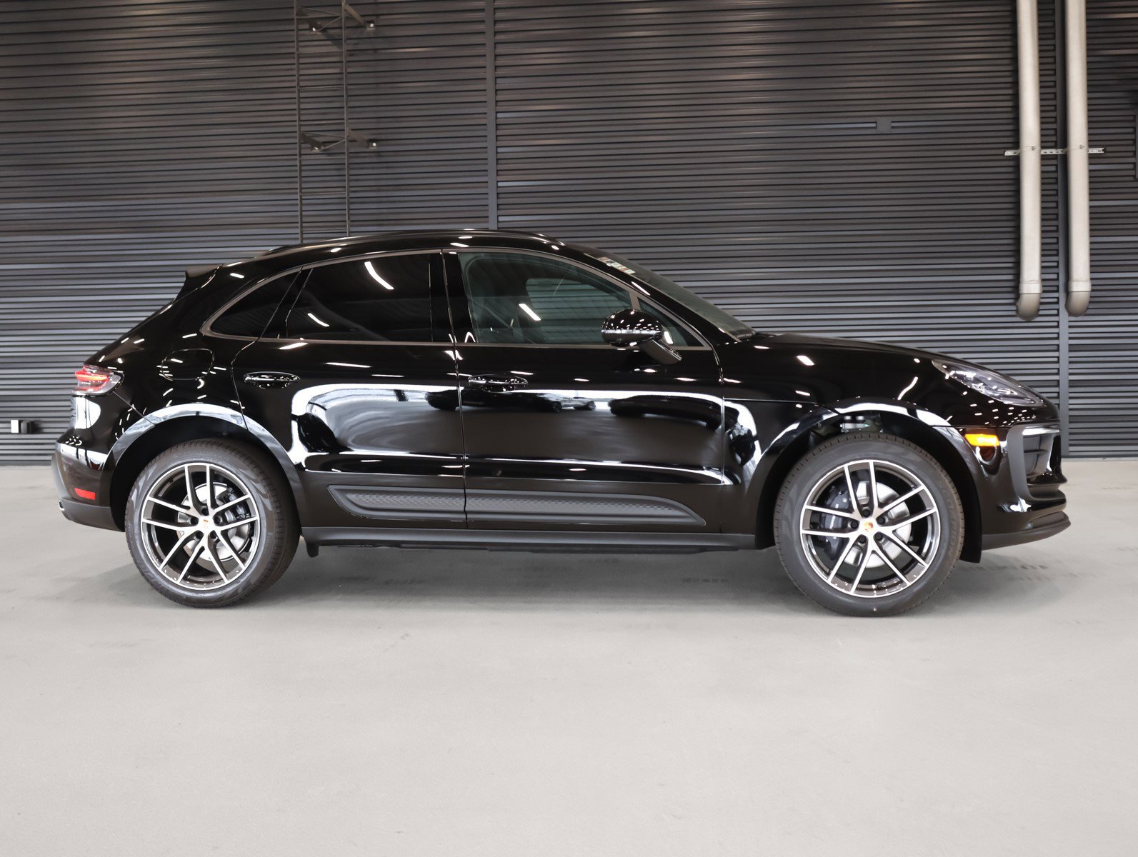 New 2026 Porsche Macan image 11