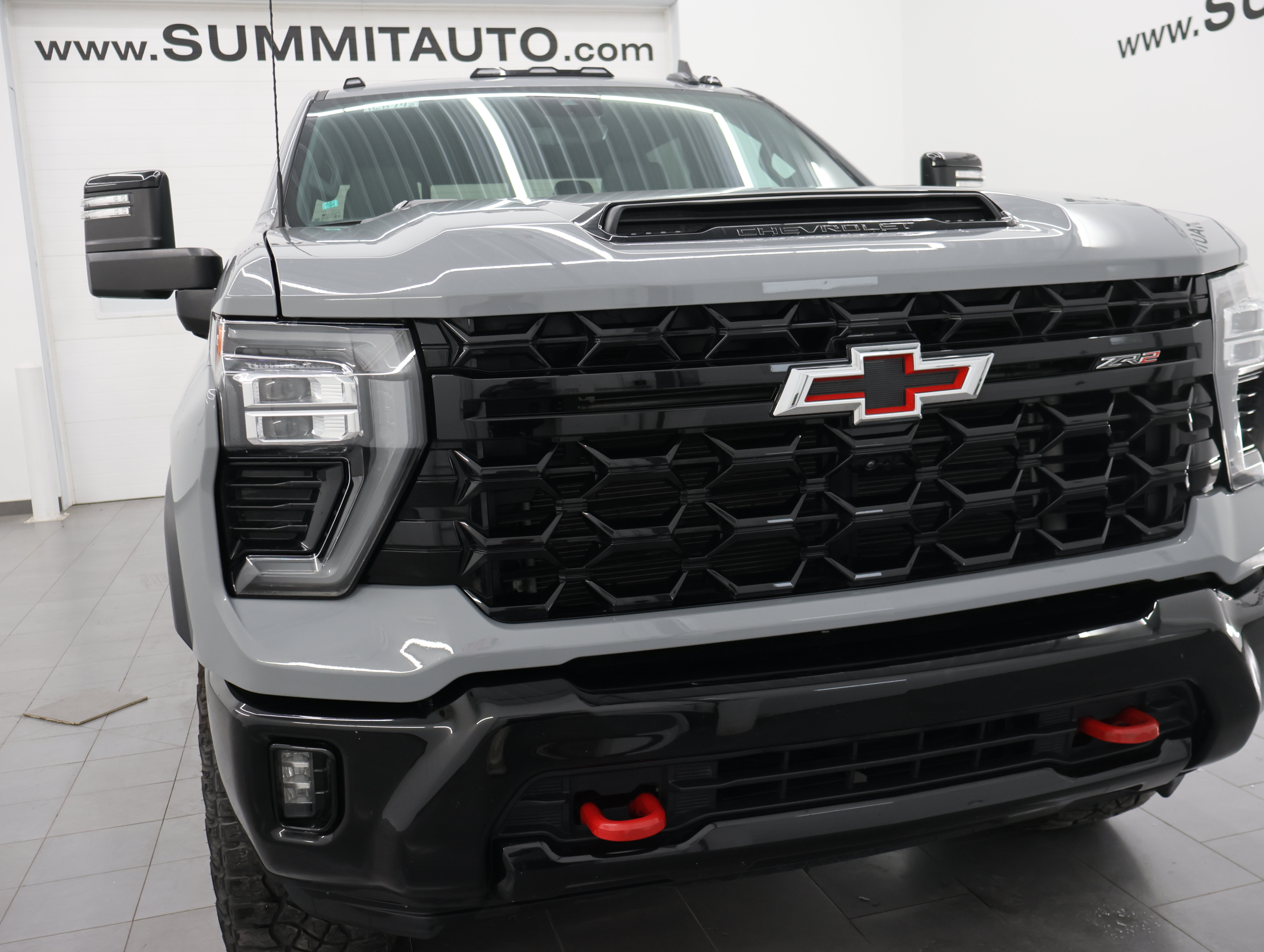 Used 2024 Chevrolet Silverado 2500 LTZ w/ LTZ Plus Package AWD/4WD image 88