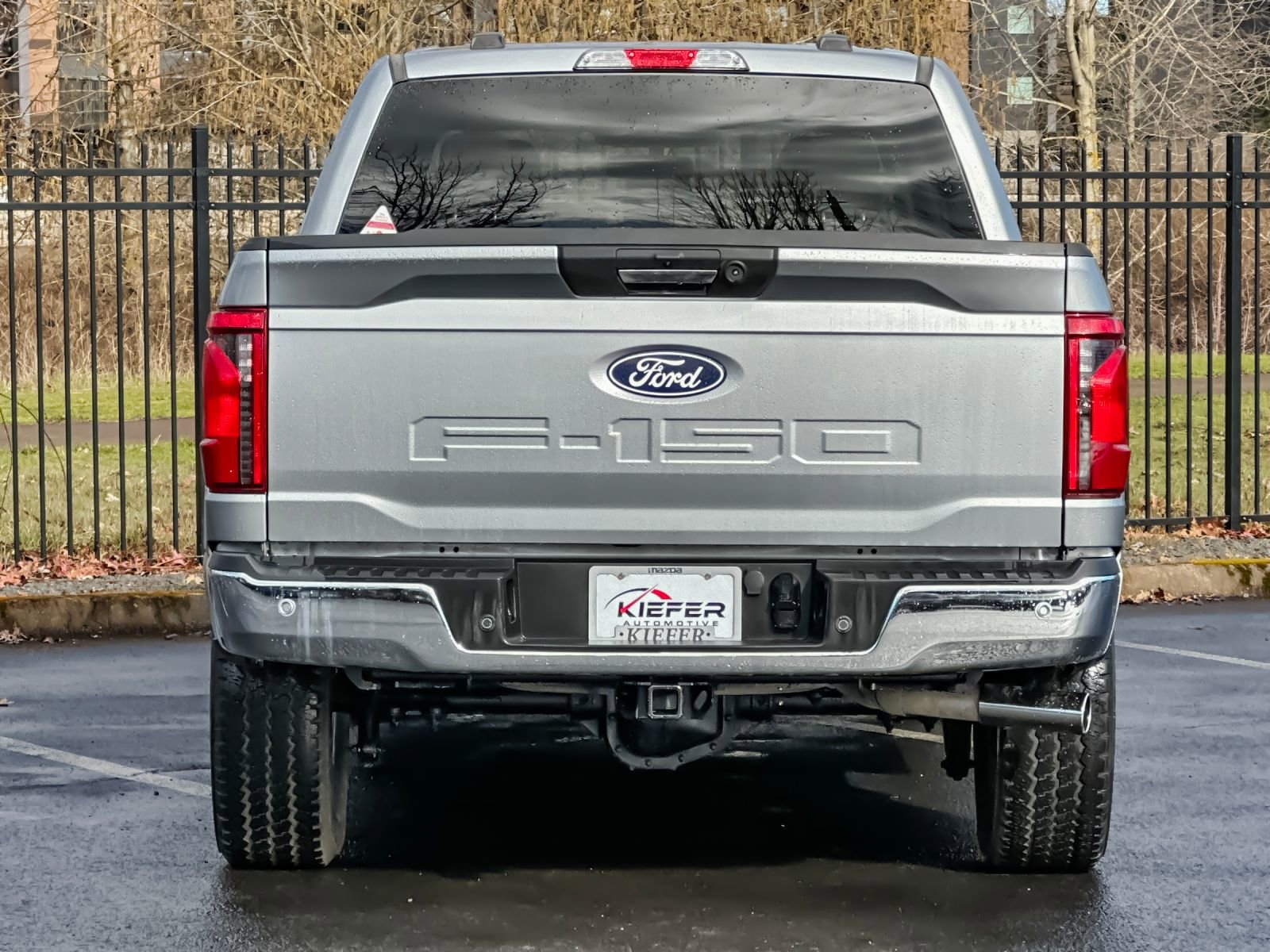 Used 2024 Ford F150 XLT w/ Tow/Haul Package AWD/4WD image 4