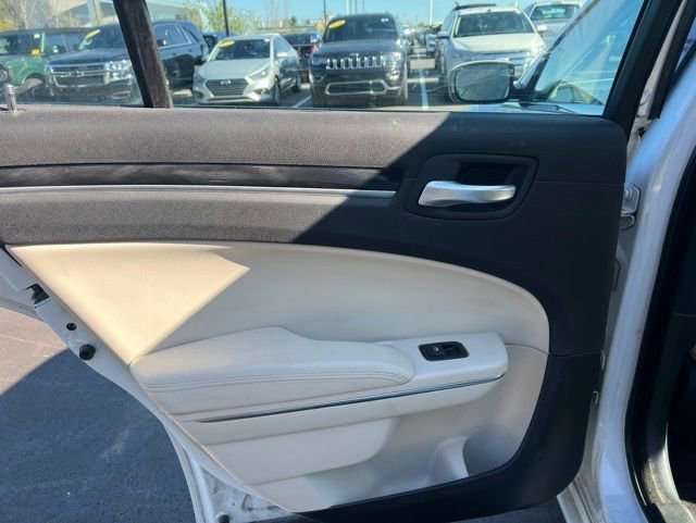 Used 2016 Chrysler 300 Limited w/ Driver Convenience Group AWD/4WD image 14