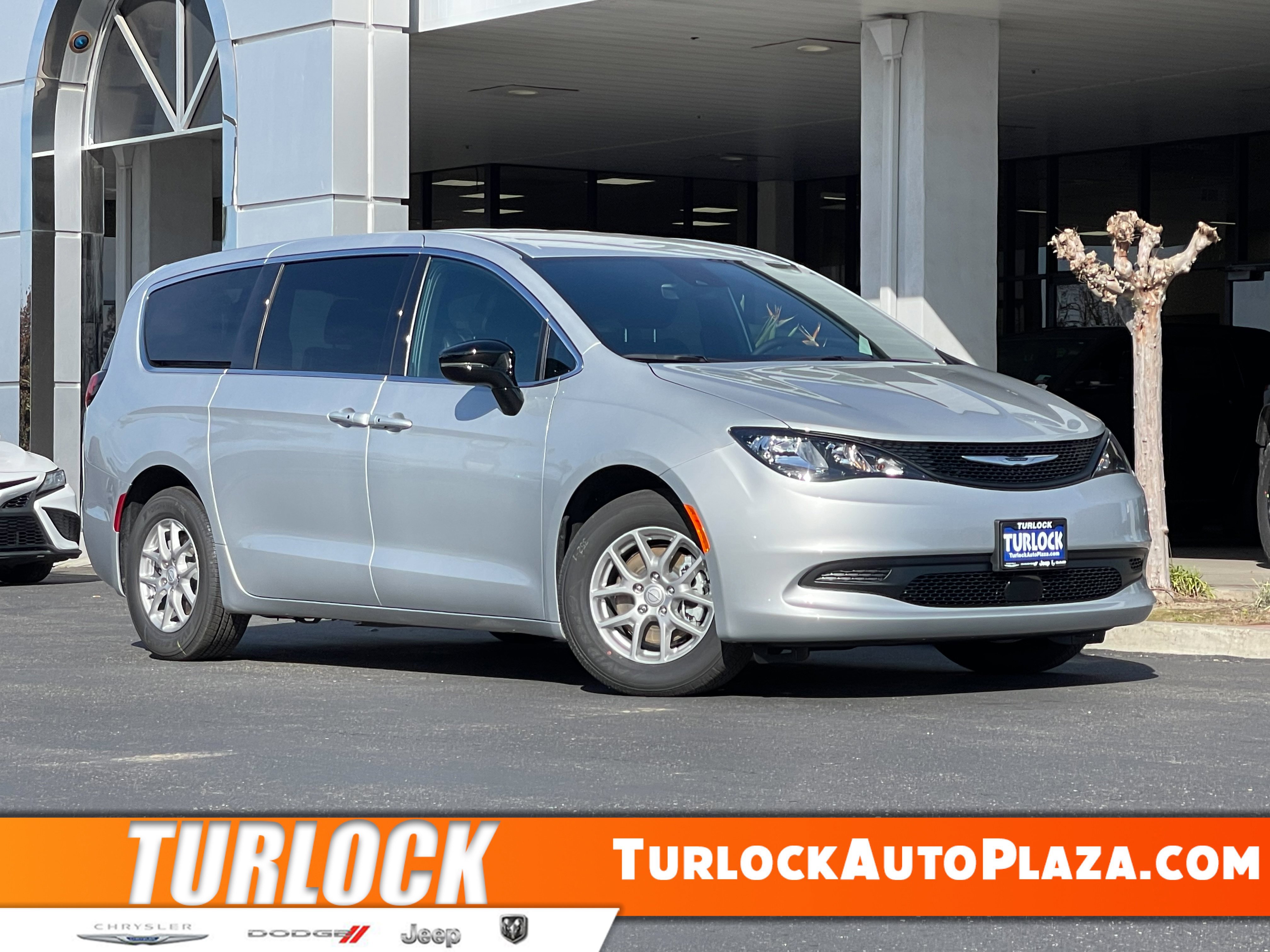 New 2026 Chrysler Voyager LX