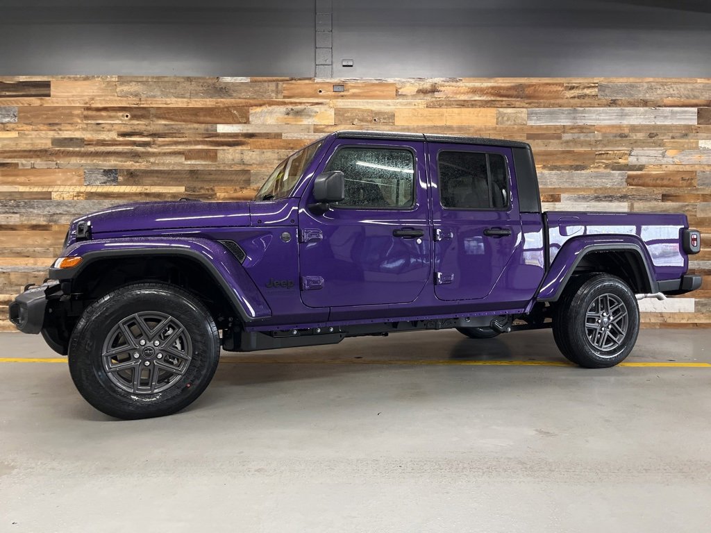 New 2026 Jeep Gladiator Sport image 50