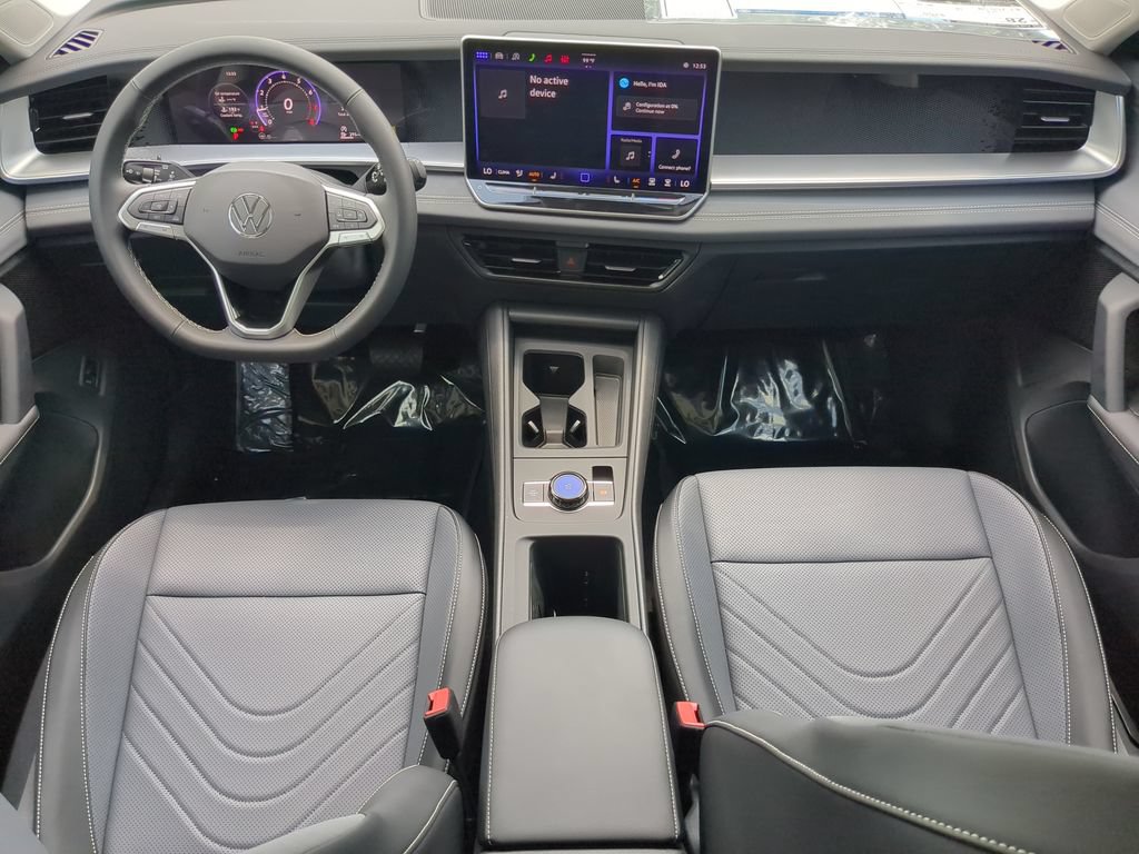 New 2026 Volkswagen Tiguan SE FWD image 12