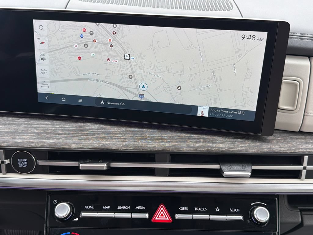Used 2025 Hyundai Santa Fe Limited FWD image 29