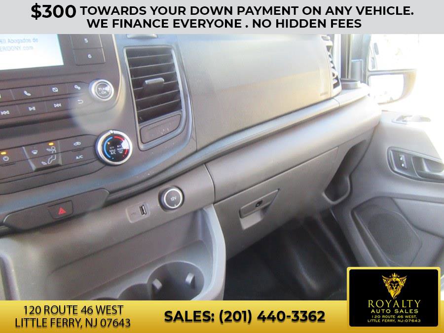 Used 2020 Ford Transit 350 XL image 25