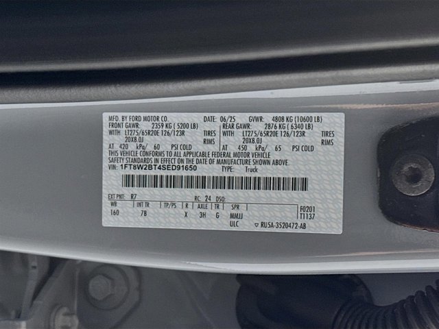 Used 2025 Ford F250 Platinum w/ FX4 Off-Road Package image 34