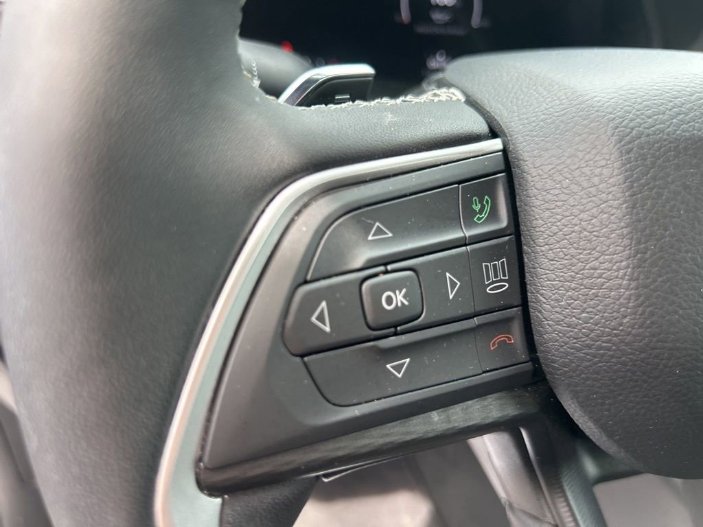 Used 2025 Jeep Grand Cherokee L Altitude AWD/4WD image 20