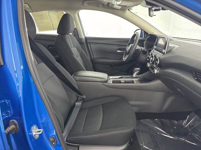 Used 2025 Nissan Sentra SV image 25