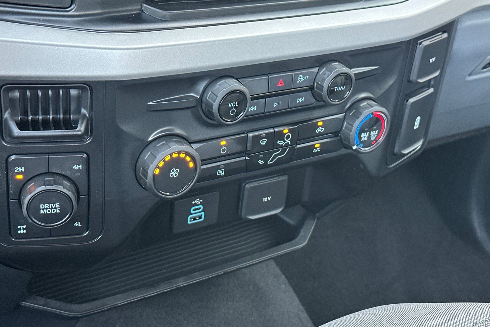 New 2026 Ford F250 XL w/ STX Appearance Package image 19