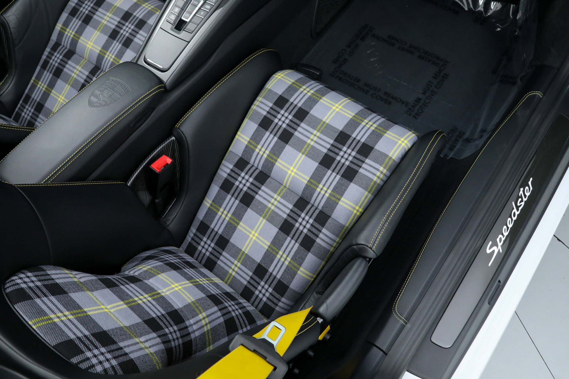 Used 2019 Porsche 911 Speedster image 22