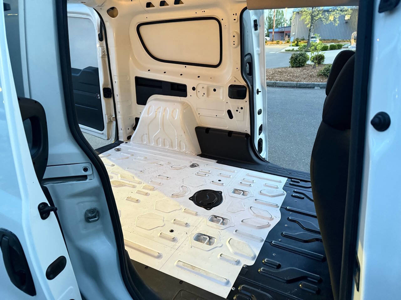 Used 2021 RAM ProMaster City Tradesman image 15