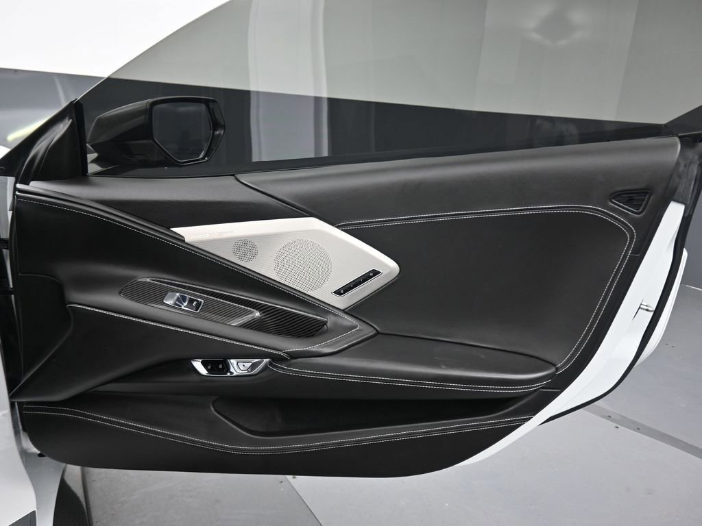 Used 2020 Chevrolet Corvette Stingray Premium Cpe w/ 3LT Preferred Equipment Group image 37