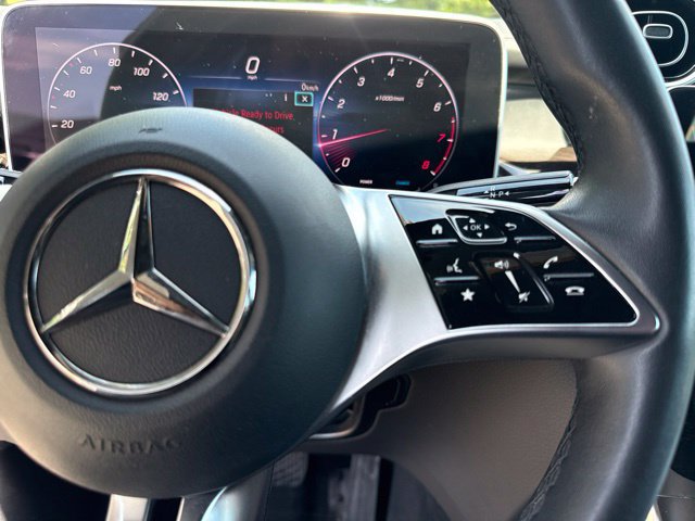 Used 2024 Mercedes-Benz GLC 300 4MATIC image 37