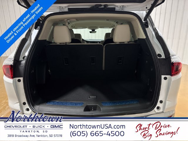 Used 2024 Buick Enclave Premium AWD/4WD image 10