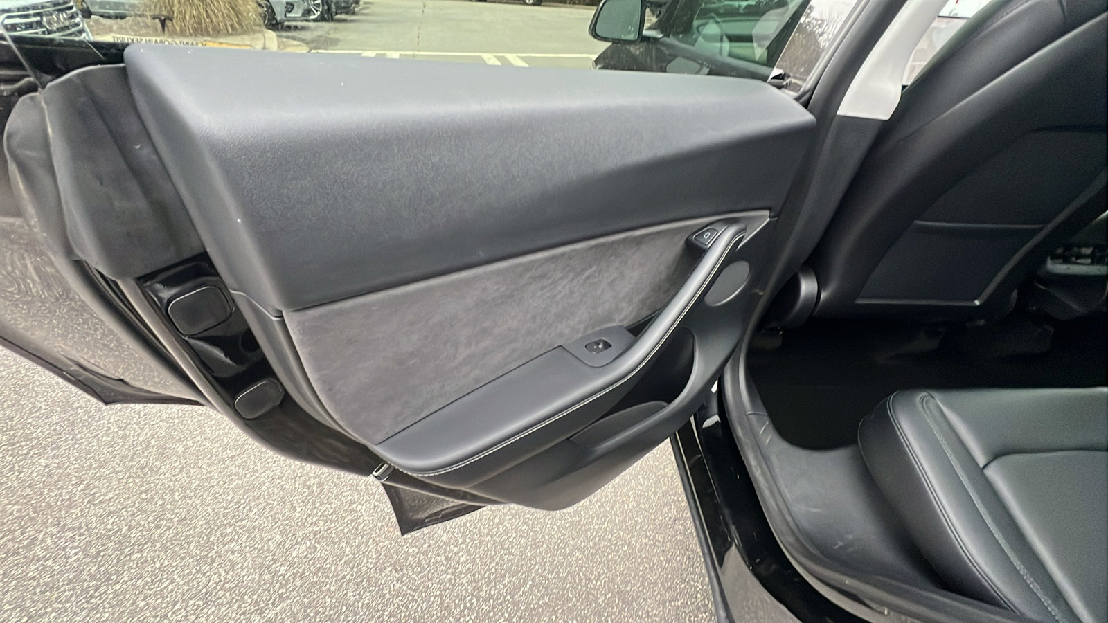 Used 2021 Tesla Model Y Long Range image 22