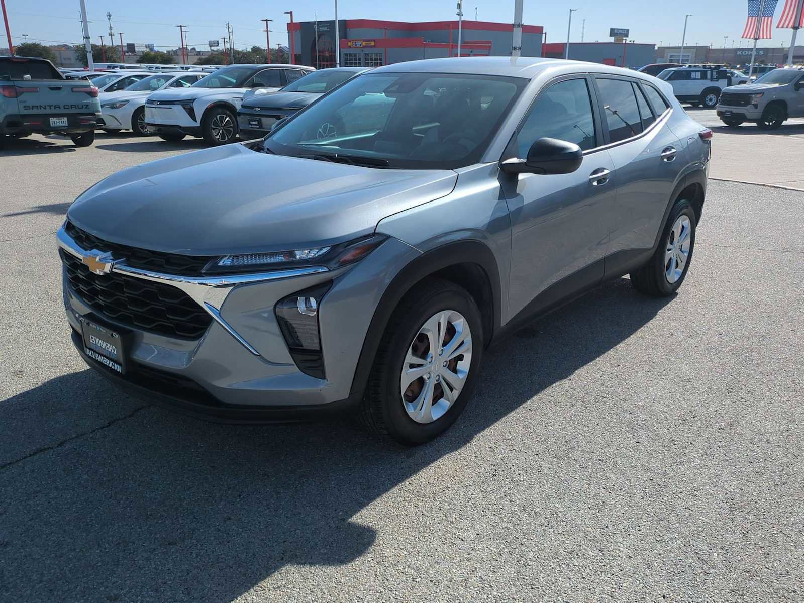 Used 2024 Chevrolet Trax LS image 4