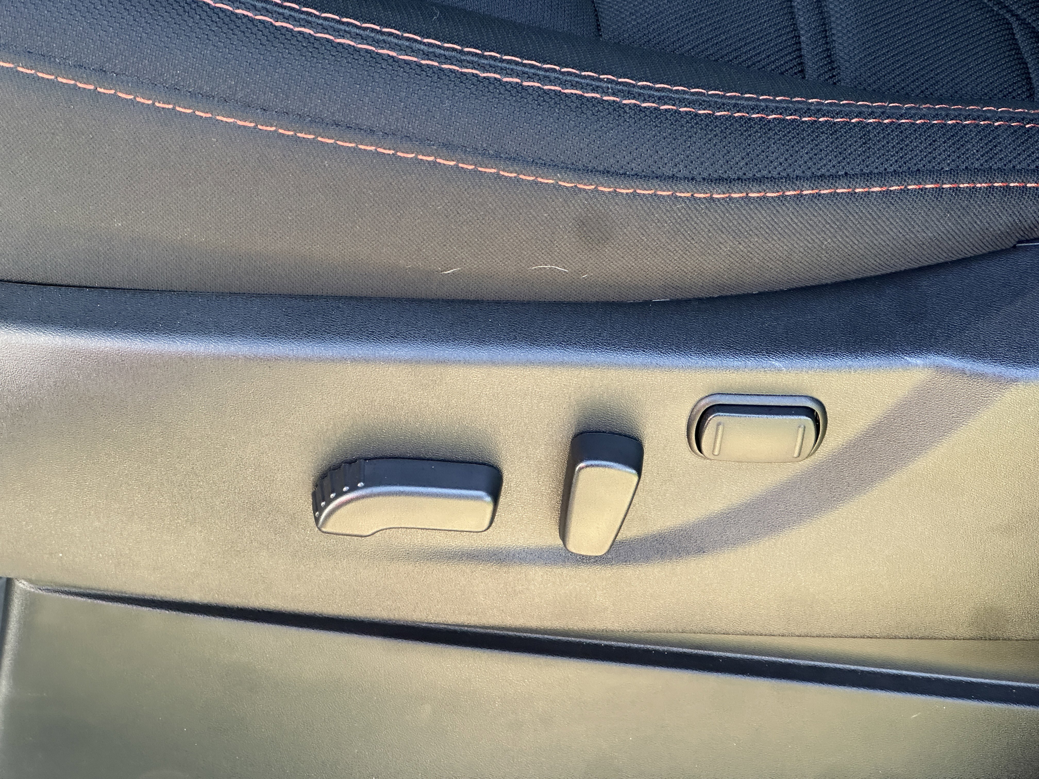 Used 2026 Nissan Frontier PRO-4X w/ Pro-4x Convenience Package image 23