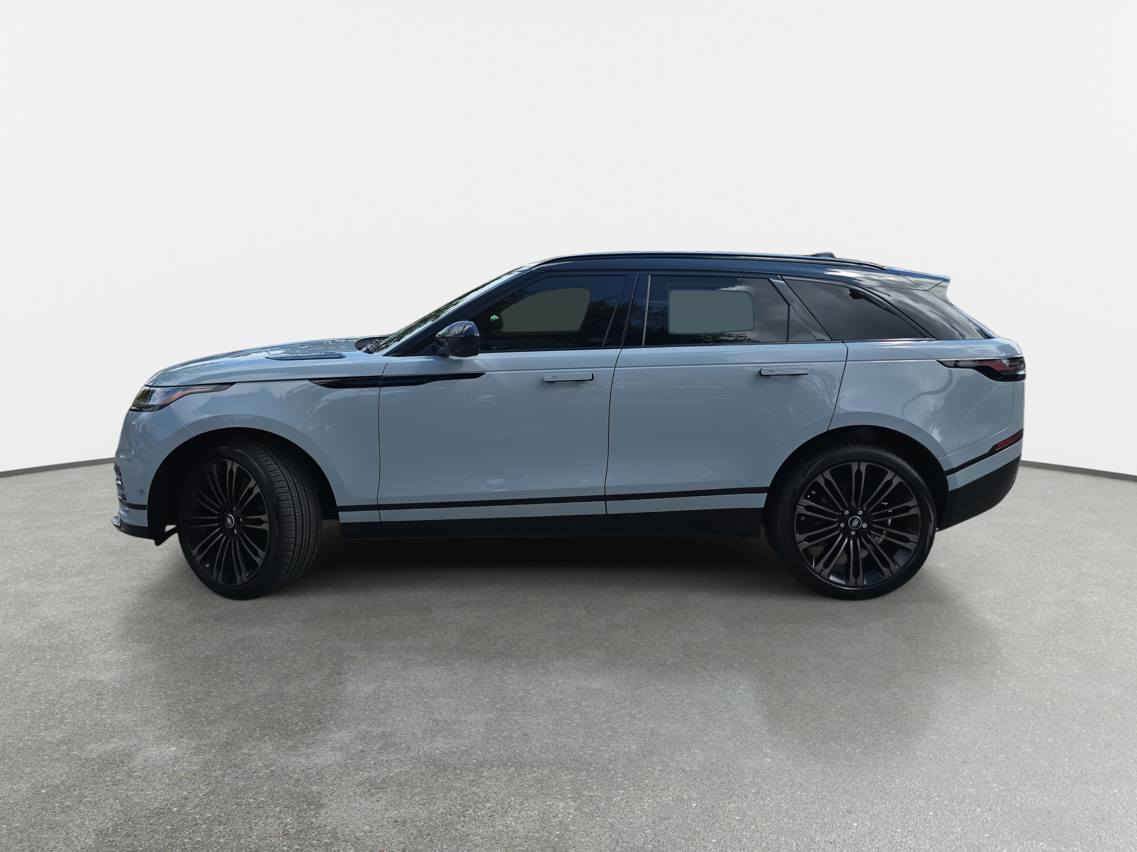 New 2026 Land Rover Range Rover Velar Dynamic SE image 8