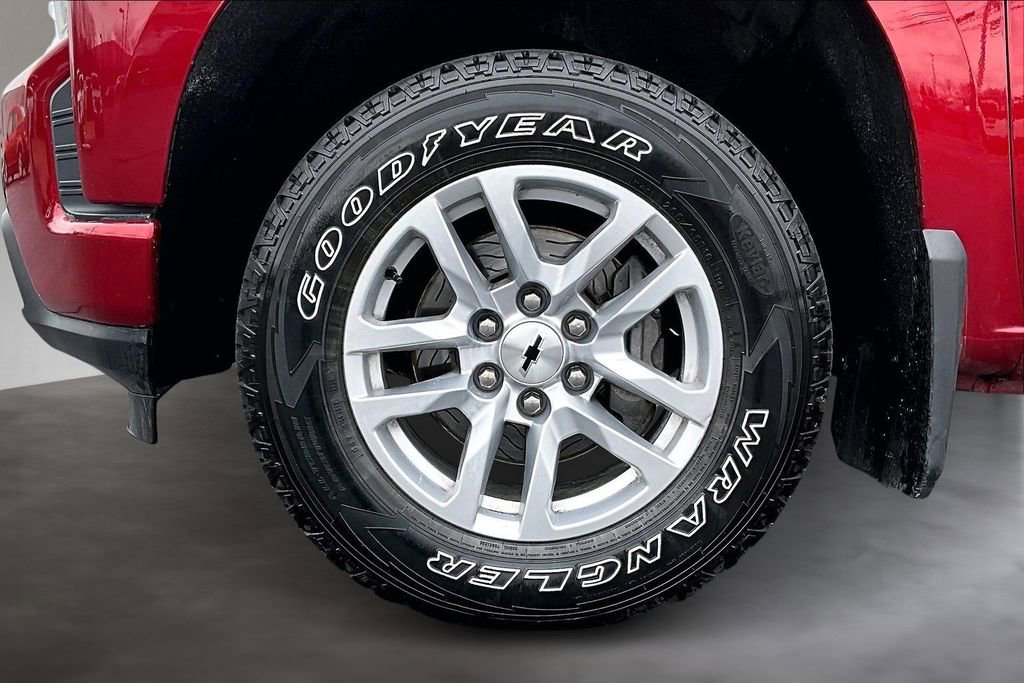 Used 2019 Chevrolet Silverado 1500 RST image 9