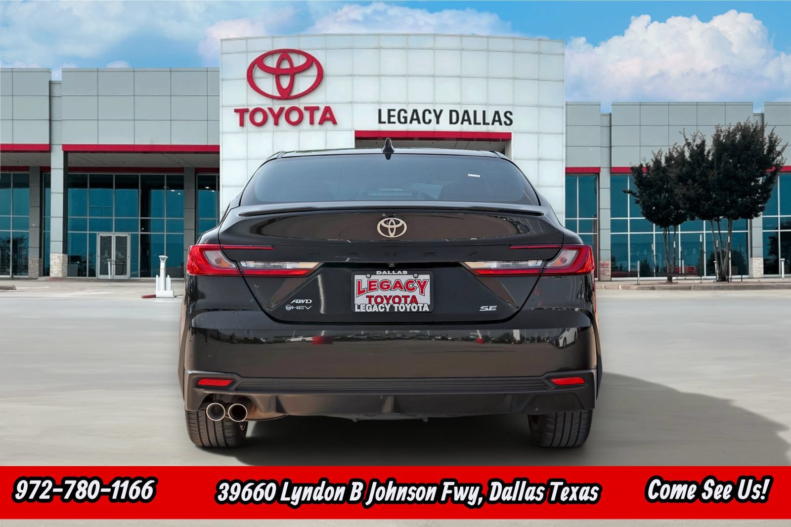Used 2025 Toyota Camry SE w/ Convenience Package AWD/4WD image 9