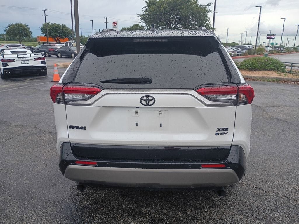 Used 2025 Toyota RAV4 XSE w/ Advanced Technology Package AWD/4WD image 7