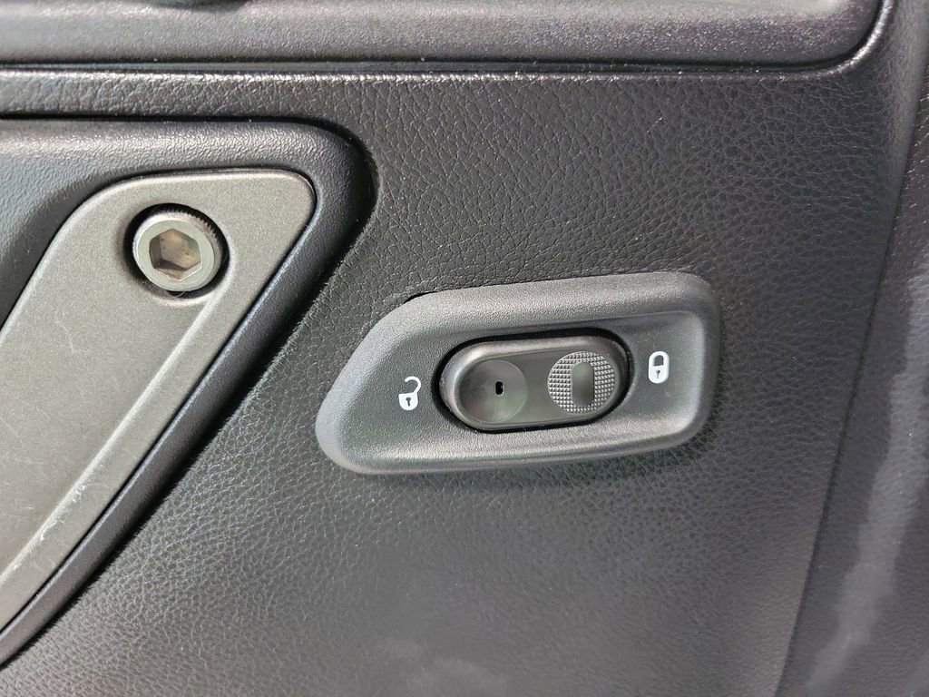 Used 2015 Jeep Wrangler Unlimited Sport w/ Quick Order Package 24S image 28