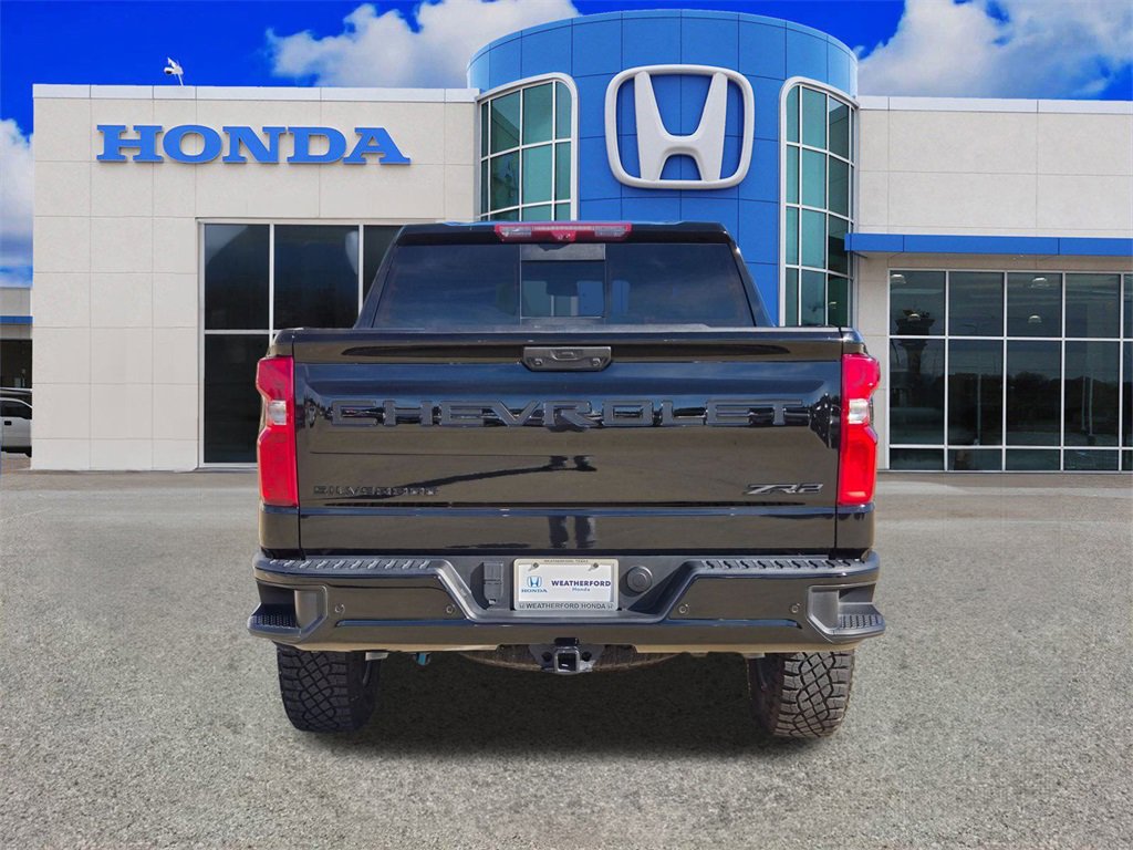 Used 2024 Chevrolet Silverado 1500 ZR2 w/ Technology Package image 4