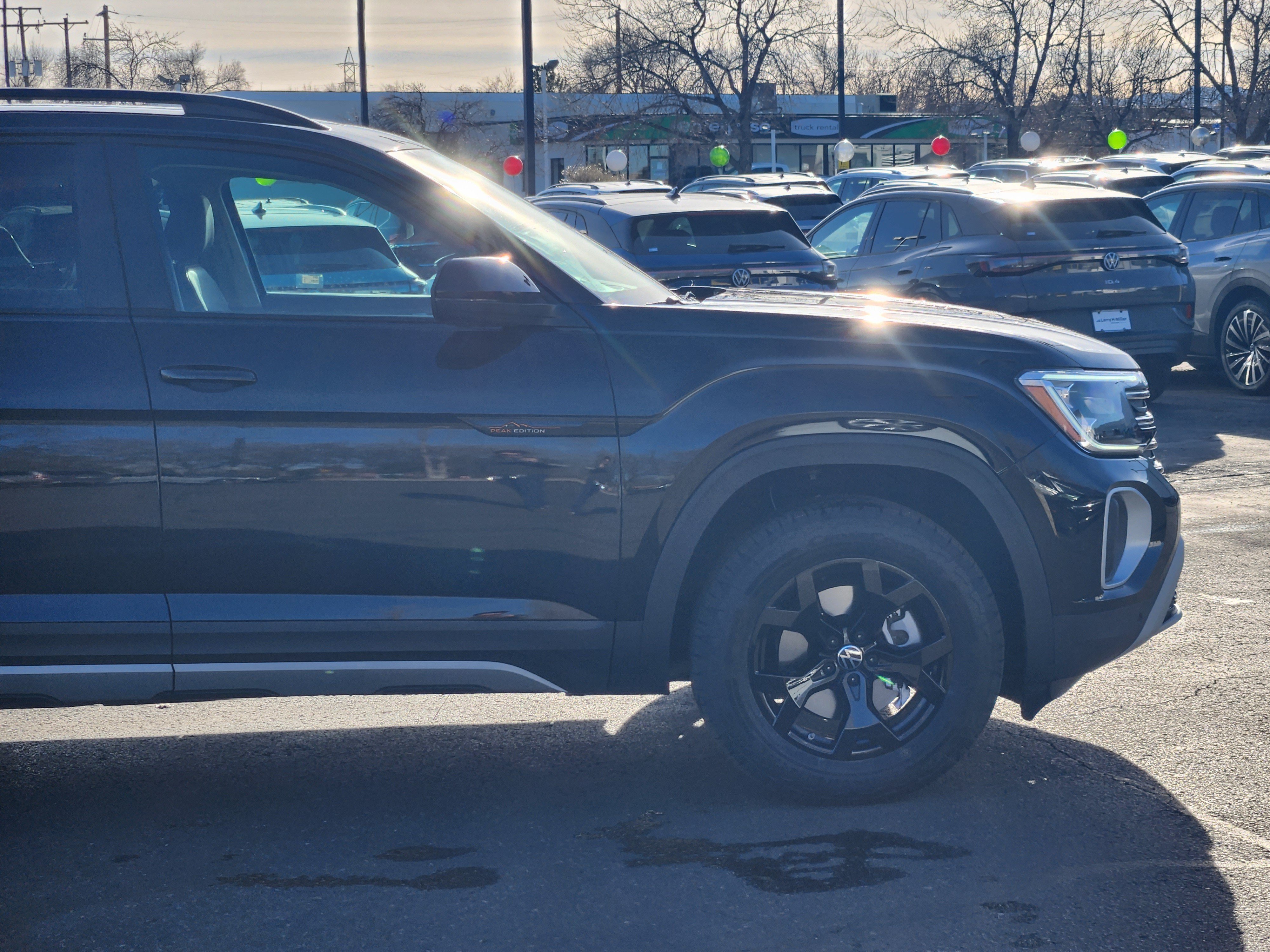 New 2026 Volkswagen Atlas Peak Edition AWD/4WD image 7