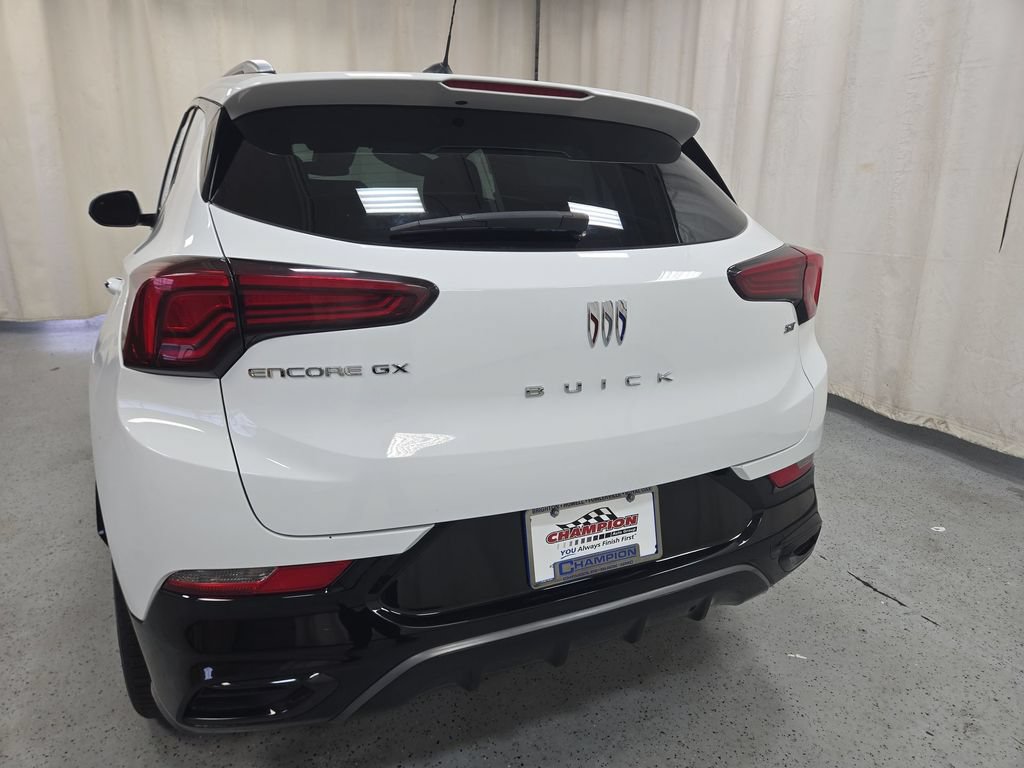 Used 2024 Buick Encore GX Sport Touring FWD image 33