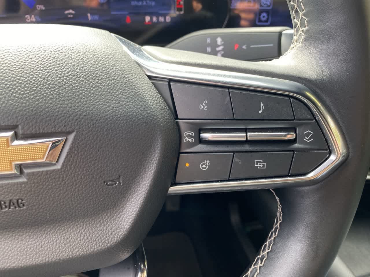 Used 2024 Chevrolet Equinox EV LT AWD/4WD image 21