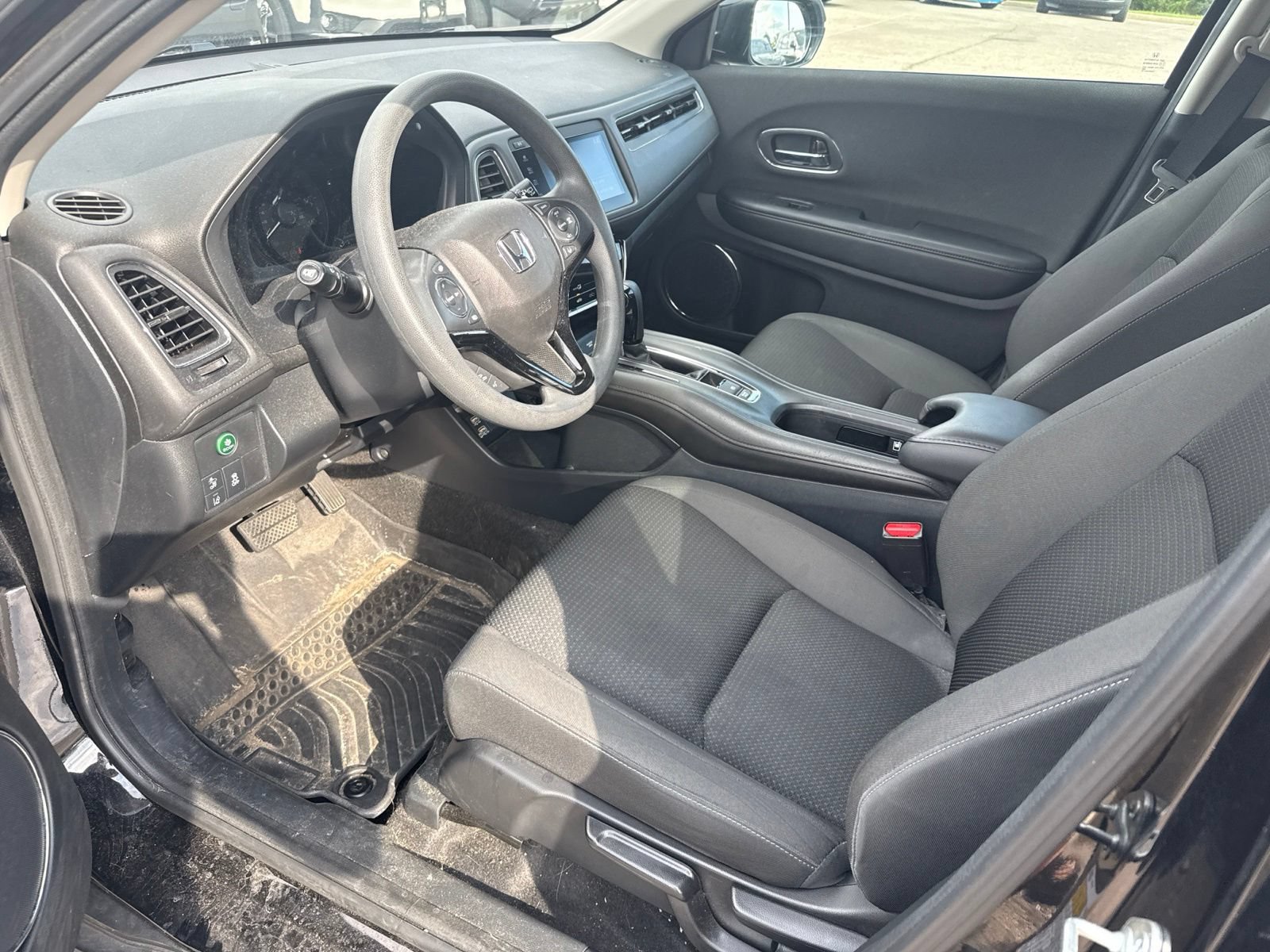 Used 2022 Honda HR-V EX image 9