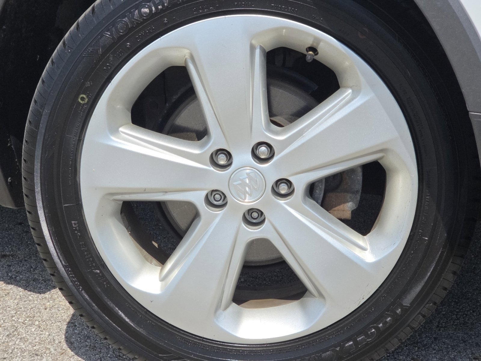 Used 2016 Buick Encore FWD image 7