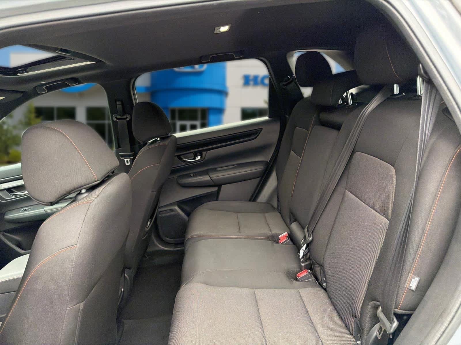 Used 2025 Honda CR-V Sport image 28