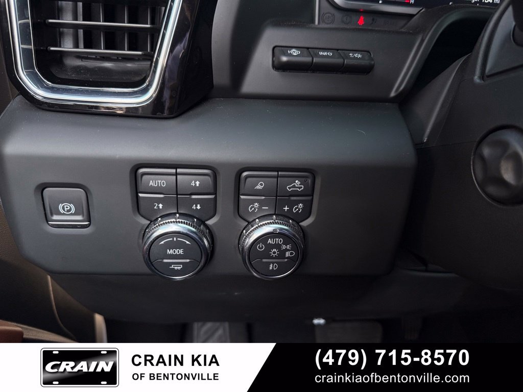 Used 2023 GMC Sierra 1500 Denali Ultimate AWD/4WD image 12
