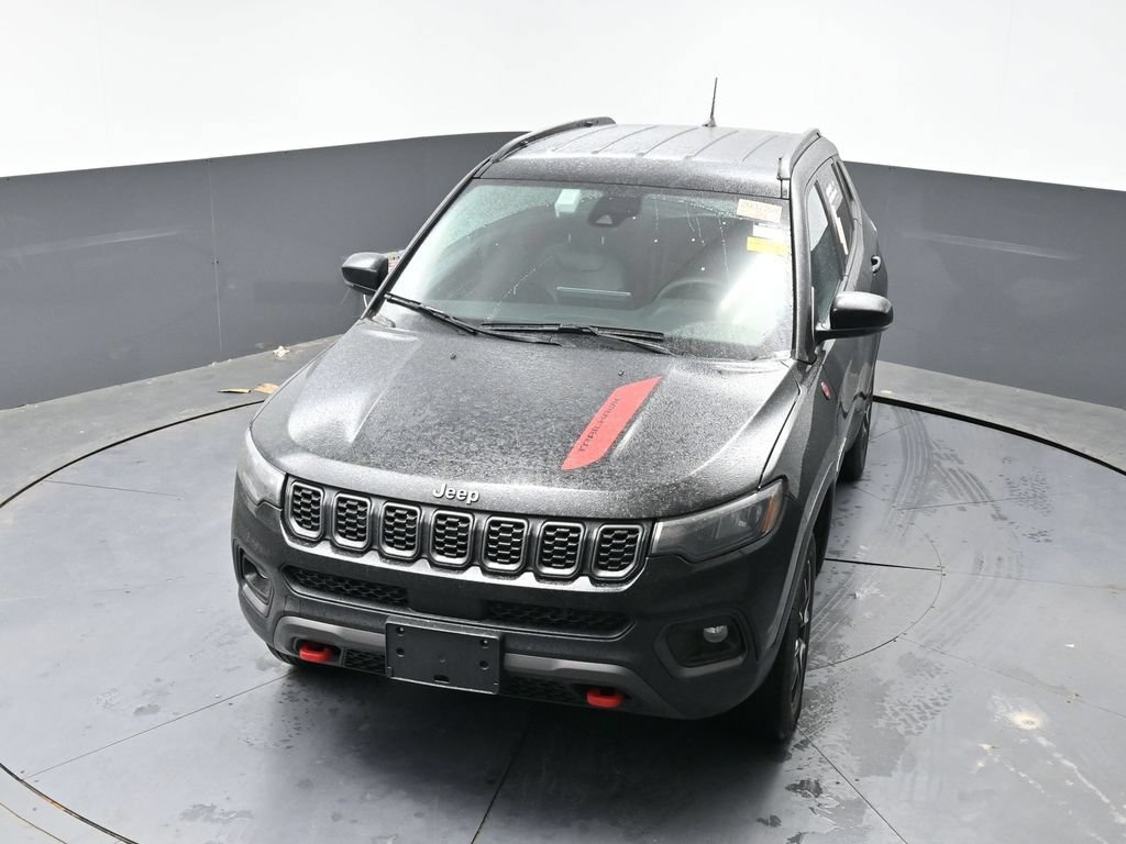 Used 2024 Jeep Compass Trailhawk AWD/4WD image 15