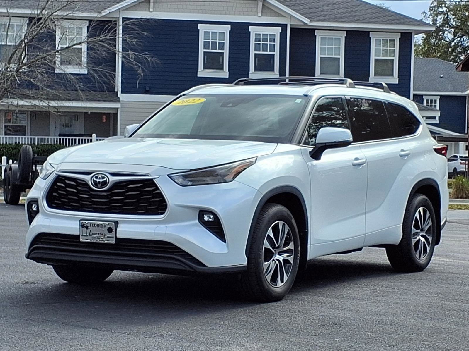 Used 2022 Toyota Highlander XLE