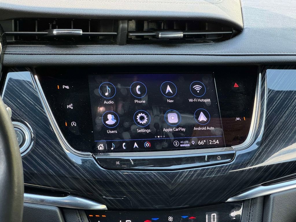 Used 2023 Cadillac XT6 Premium Luxury w/ Technology Package image 5