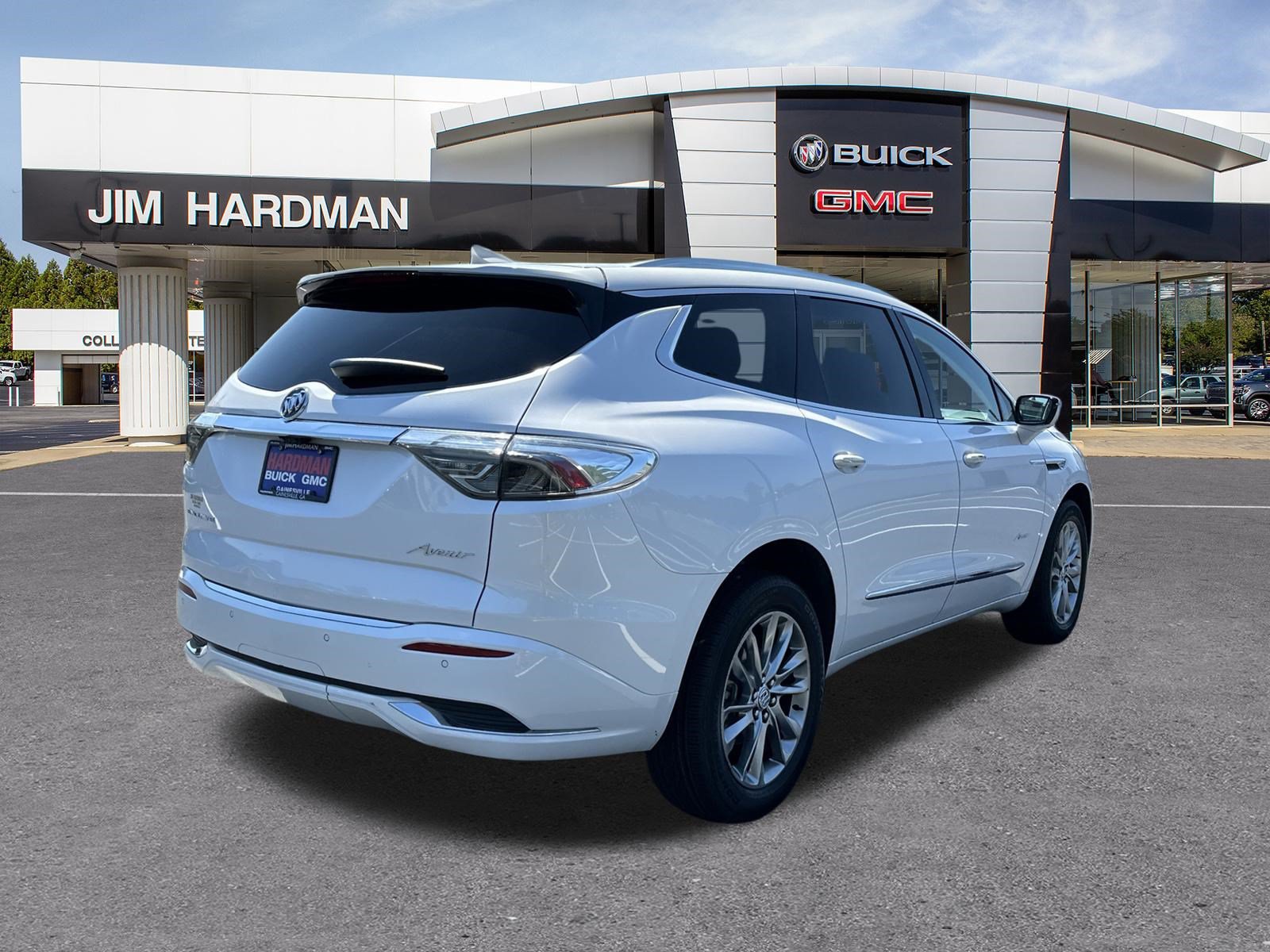 Used 2023 Buick Enclave Avenir w/ Avenir Technology Package FWD image 7