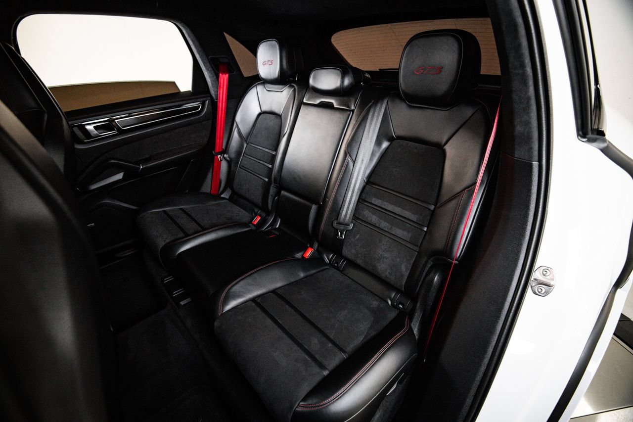 Certified 2023 Porsche Cayenne GTS AWD/4WD image 24