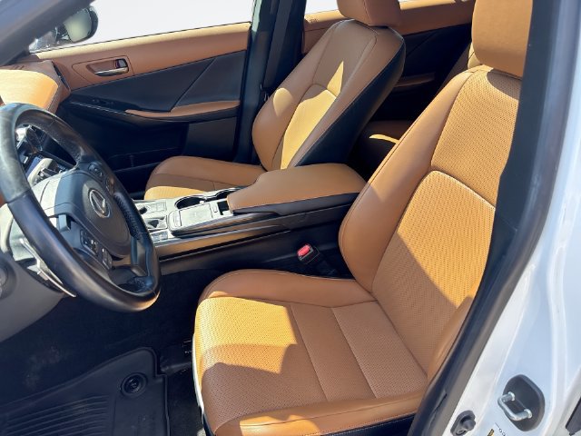 Used 2024 Lexus IS 350 F Sport RWD image 11
