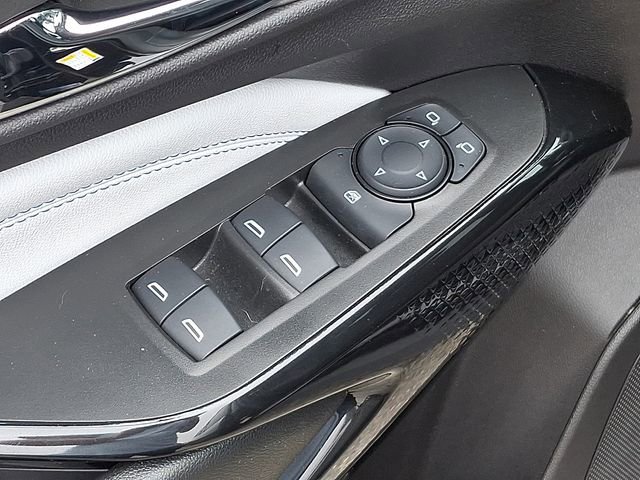 Used 2026 Chevrolet Trax LT w/ Driver Confidence Package image 15