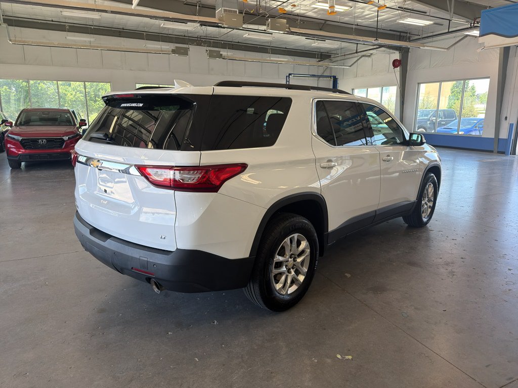 Used 2020 Chevrolet Traverse LT FWD image 5
