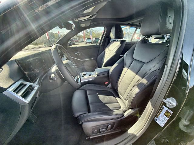 Used 2025 BMW 330i Sedan image 18