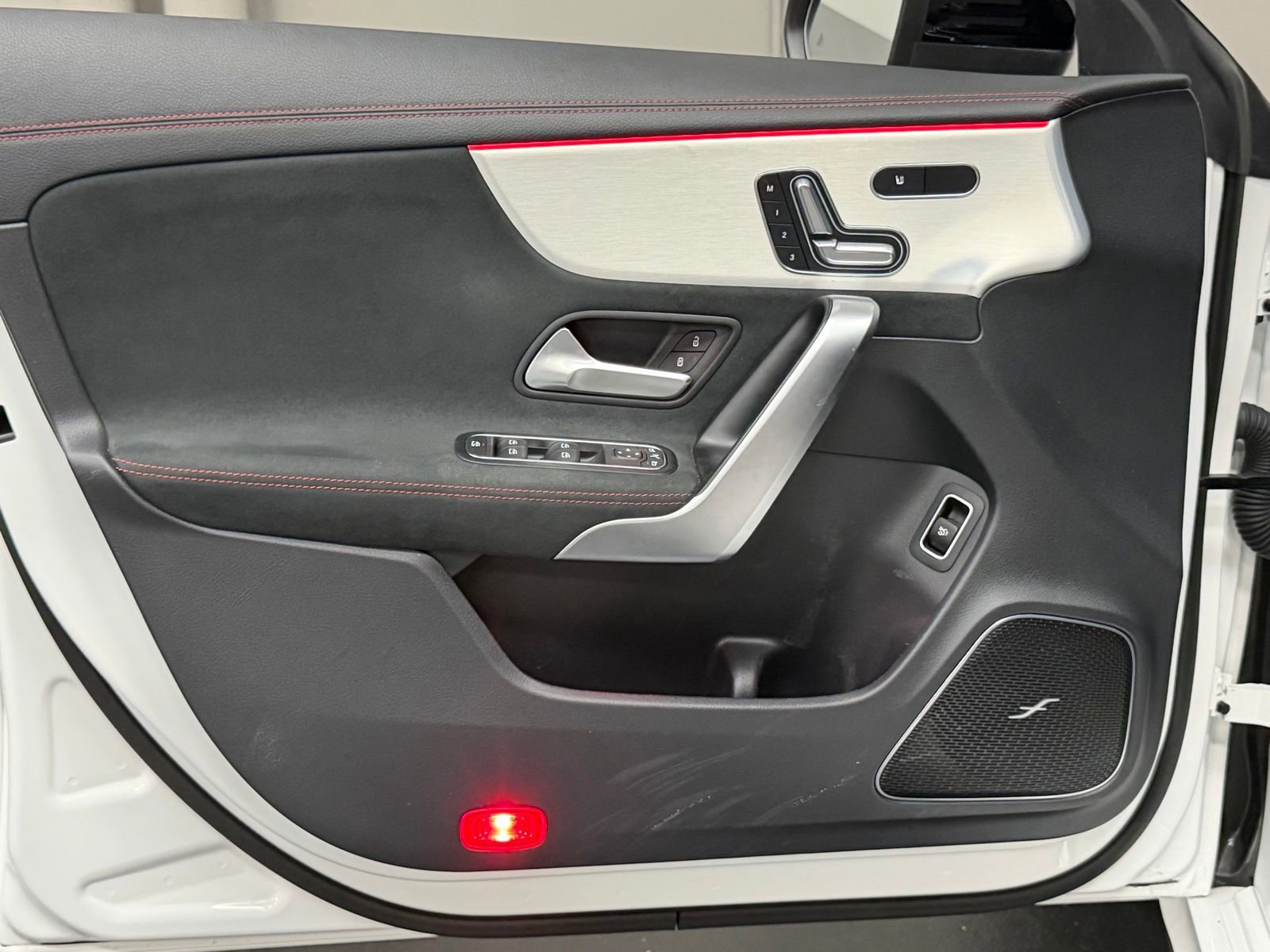 Certified 2025 Mercedes-Benz CLA 35 AMG 4MATIC image 22